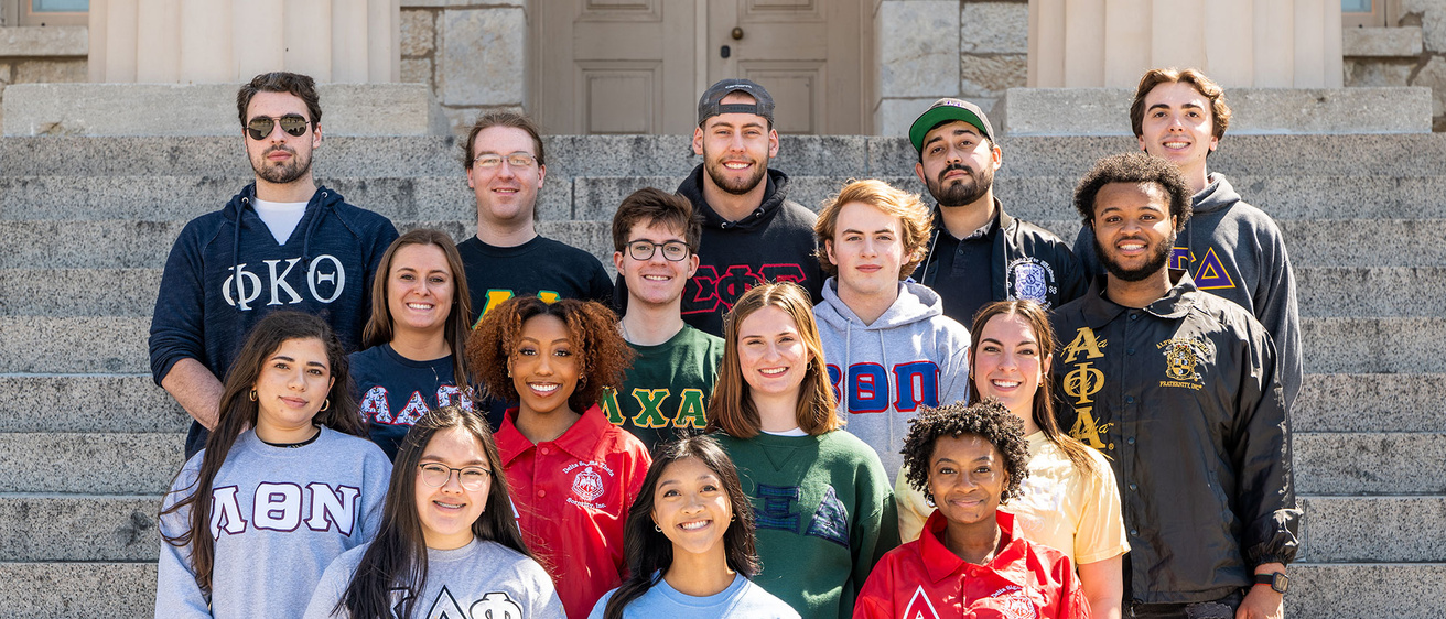 image of students on old capitol steps